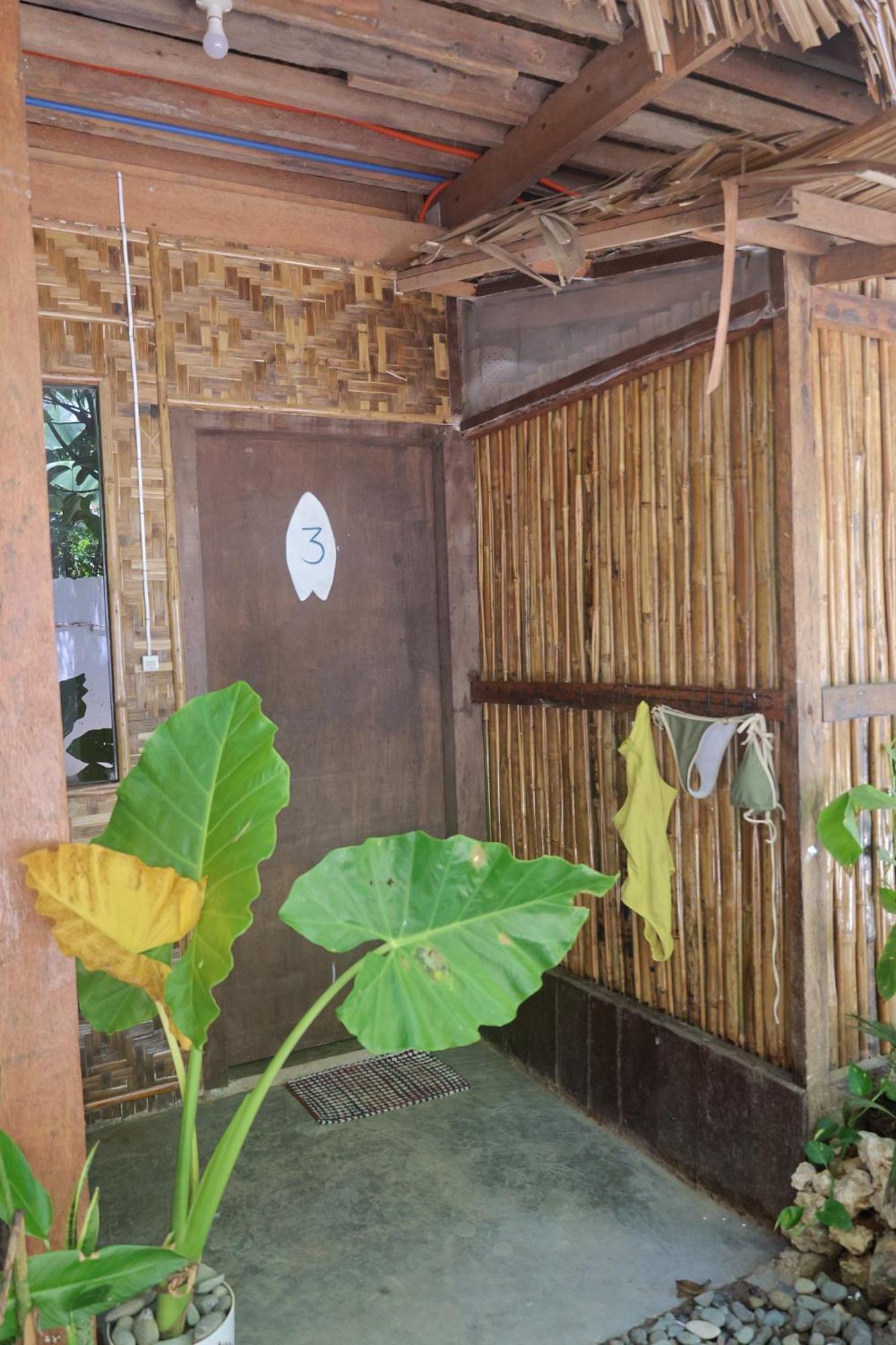 Wave Retreat Hostel General Luna  Luaran gambar