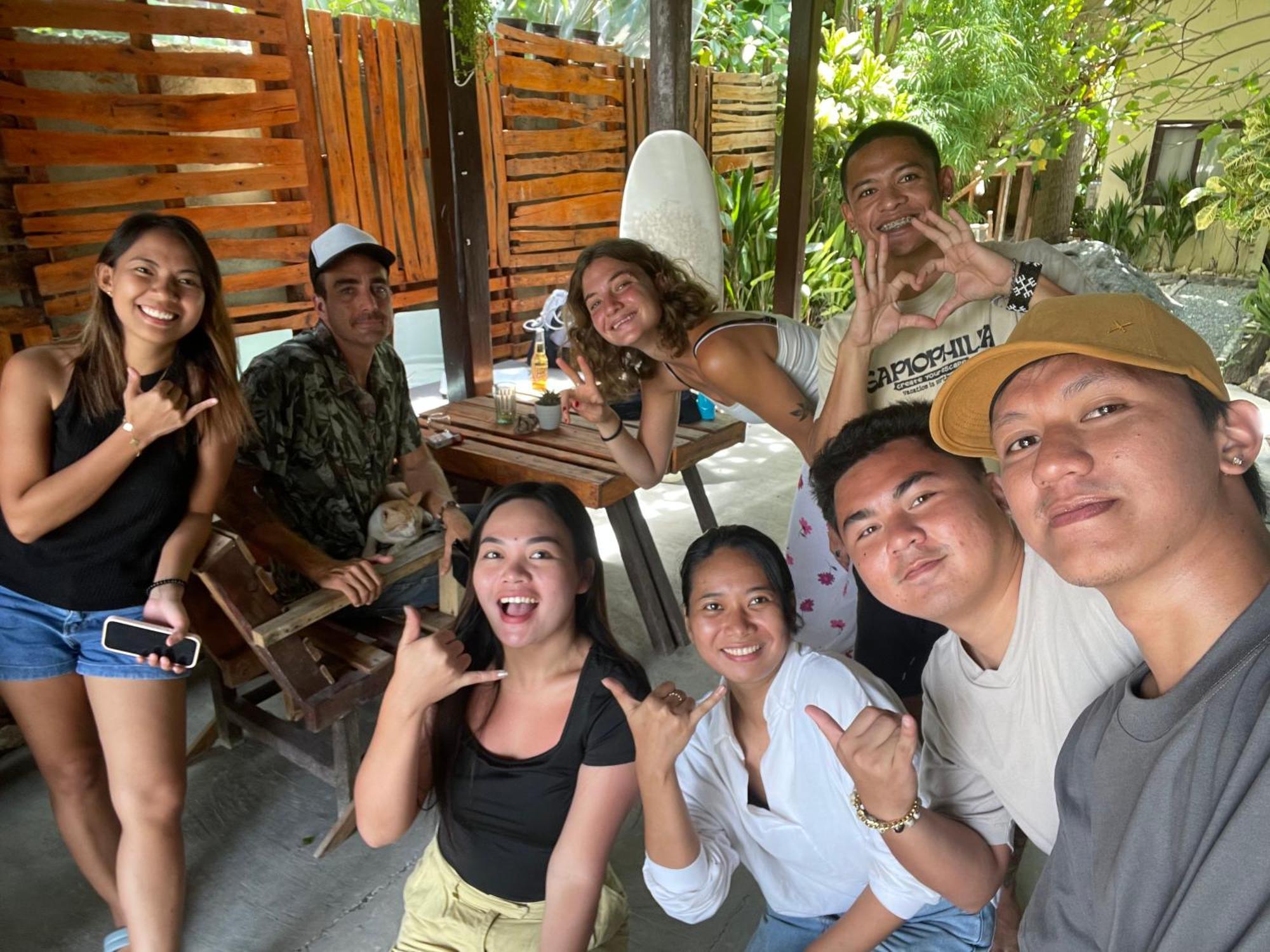 Wave Retreat Hostel General Luna  Luaran gambar