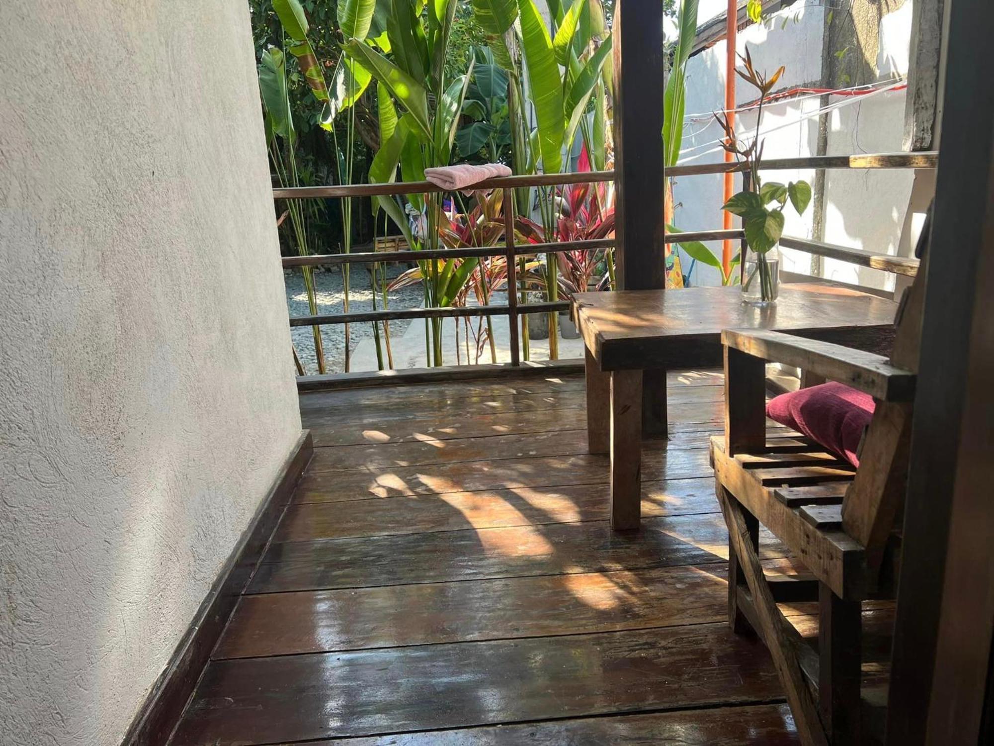Wave Retreat Hostel General Luna  Luaran gambar
